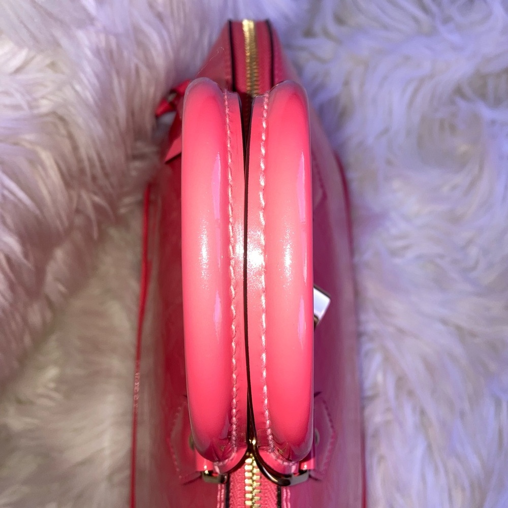 ✨💗Louis Vuitton💗✨ Vernis Alma PM Rose Litchi MINT CONDITION - Picture 7 of 17